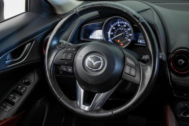 Photo of 2017 Crystal White Mica Mazda CX-3