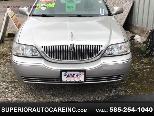 2011 Lincoln Town Car