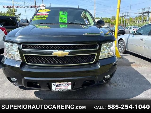 Photo of 2011 Black Chevrolet Avalanche