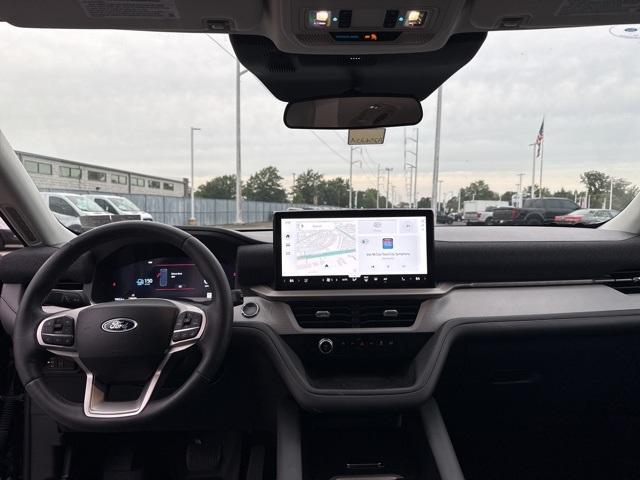 Photo of 2025 Black Metallic Ford Explorer