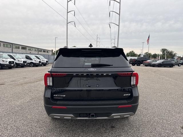 Photo of 2025 Black Metallic Ford Explorer
