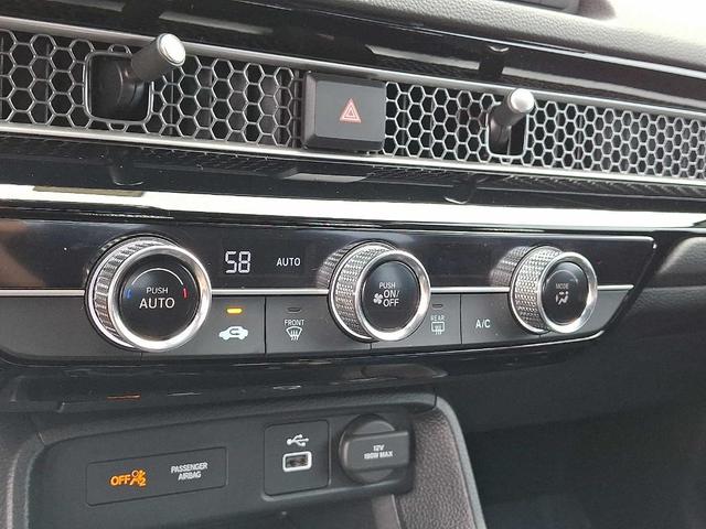 Photo of 2023 Gray Honda Civic