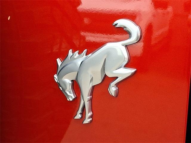 Photo of 2023 Hot Pepper Red Metallic Tinted Clearcoat Ford Bronco