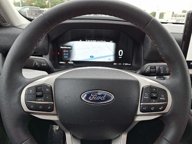 Photo of 2025 Black Metallic Ford Explorer