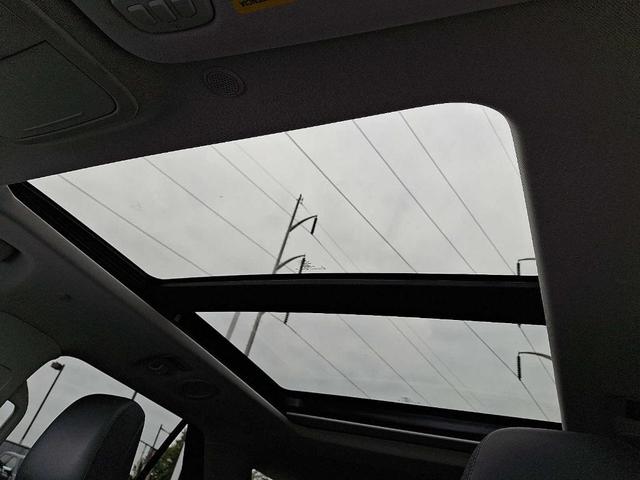 Photo of 2025 Black Metallic Ford Explorer