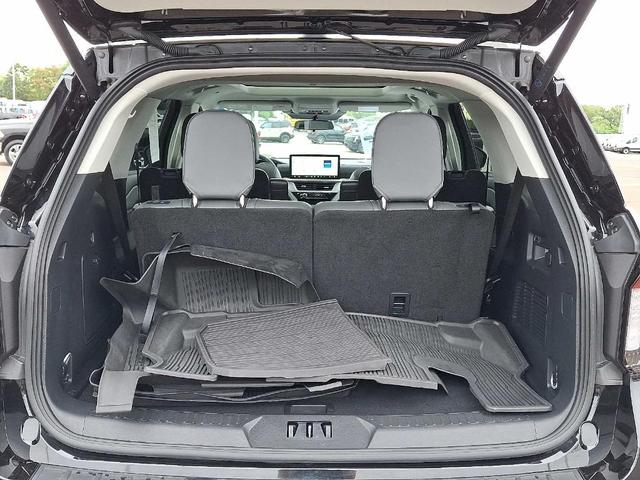 Photo of 2025 Black Metallic Ford Explorer