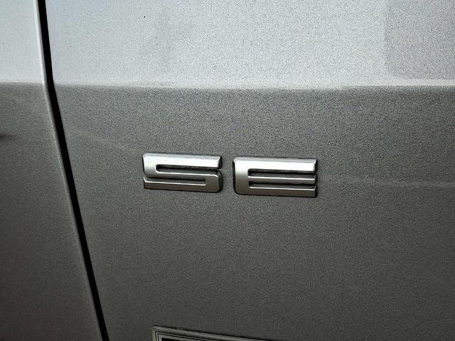 Photo of 2022 Iconic Silver Metallic Ford Escape