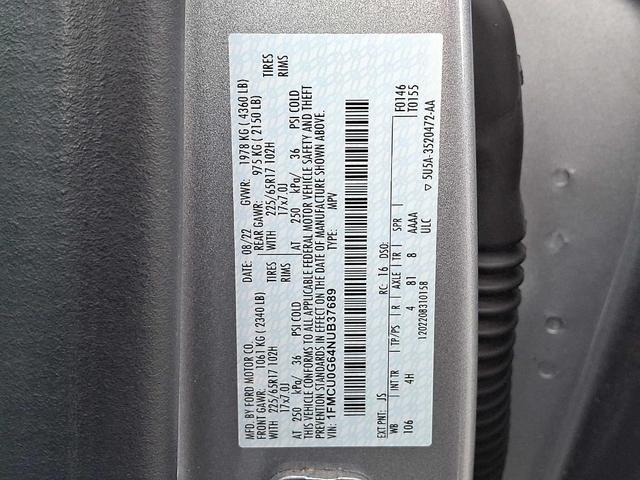 Photo of 2022 Iconic Silver Metallic Ford Escape