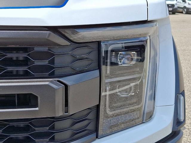 Photo of 2022 Oxford White Ford F-150