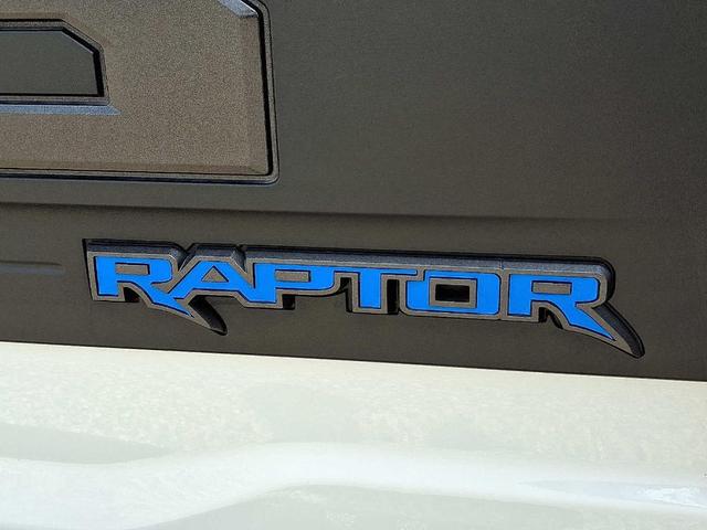 Photo of 2022 Oxford White Ford F-150