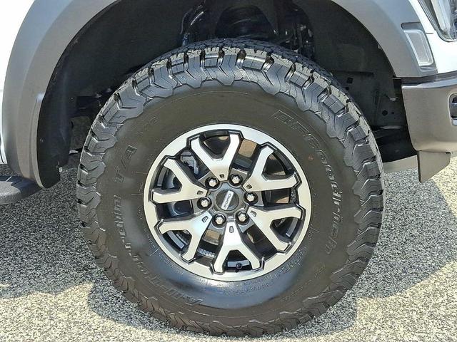 Photo of 2022 Oxford White Ford F-150