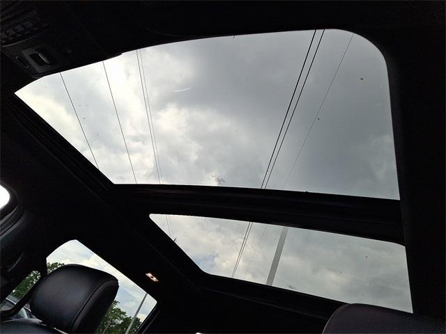 Photo of 2020 White Ford F-350