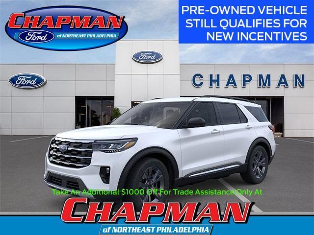 Photo of 2025 White Metallic Ford Explorer