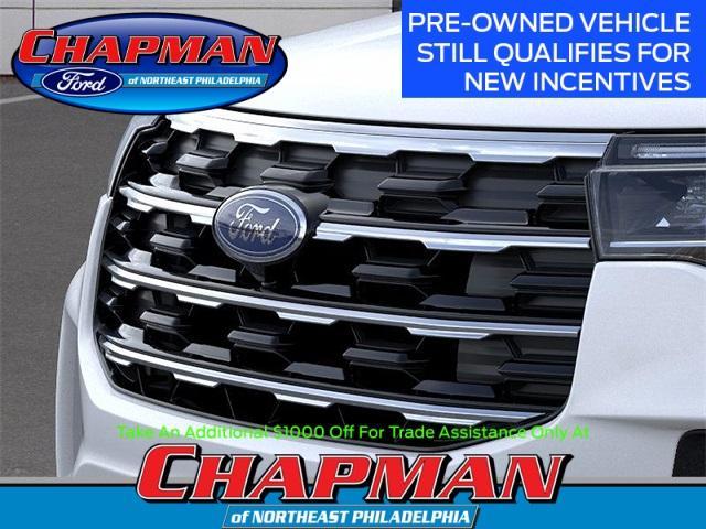 Photo of 2025 White Metallic Ford Explorer