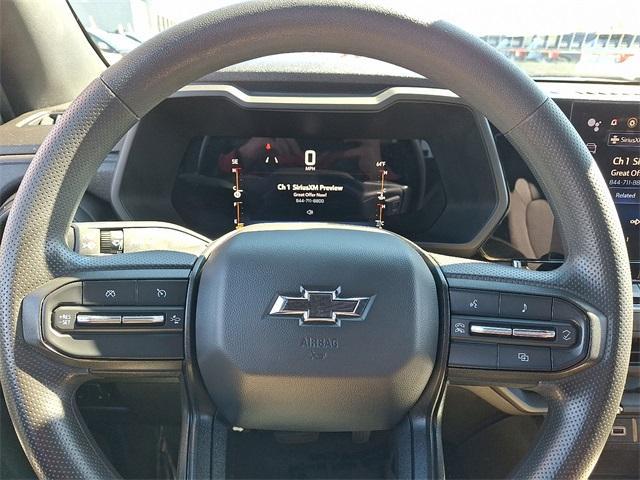 Photo of 2023 Sterling Gray Metallic Chevrolet Colorado