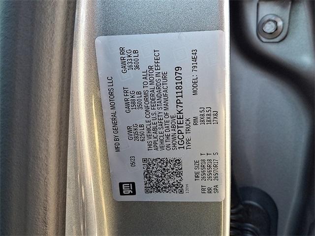 Photo of 2023 Sterling Gray Metallic Chevrolet Colorado