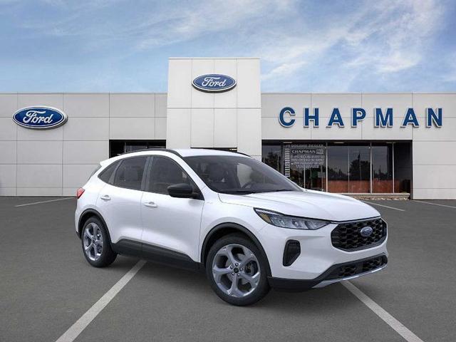 Photo of 2025 Star White Ford Escape
