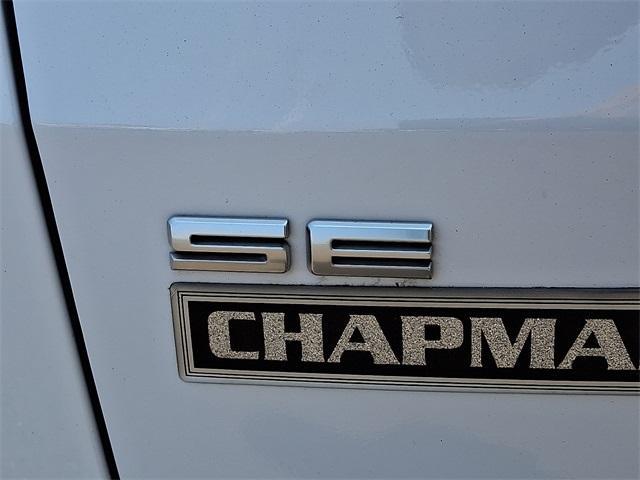 Photo of 2022 Oxford White Ford Escape