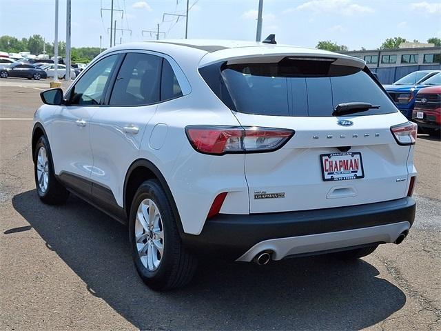 Photo of 2022 Oxford White Ford Escape