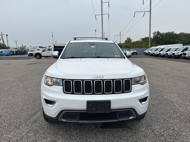 Photo of 2019 Bright White Clearcoat Jeep Grand Cherokee