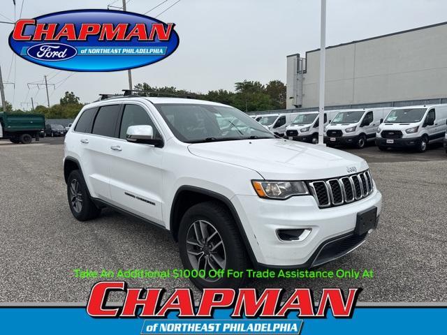 Photo of 2019 Bright White Clearcoat Jeep Grand Cherokee