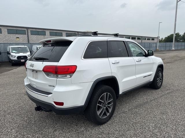 Photo of 2019 Bright White Clearcoat Jeep Grand Cherokee