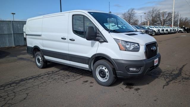 Photo of 2025 Oxford White Ford Transit-250