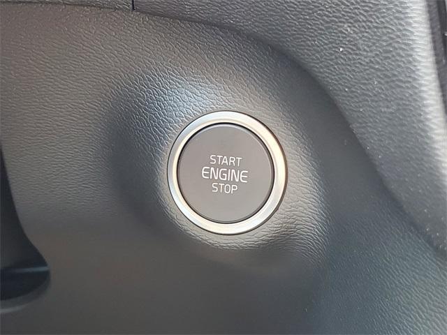Photo of 2026 Crystal White Volvo XC40