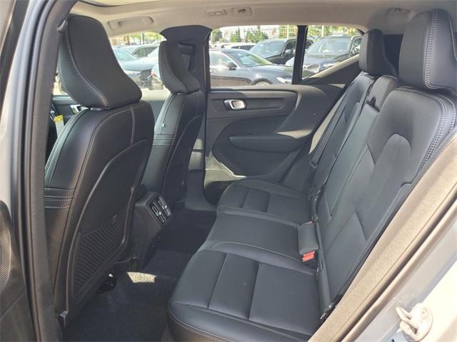 Photo of 2026 Metallic Volvo XC40