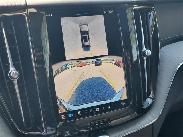 Photo of 2025 Onyx Black Metallic Volvo XC60