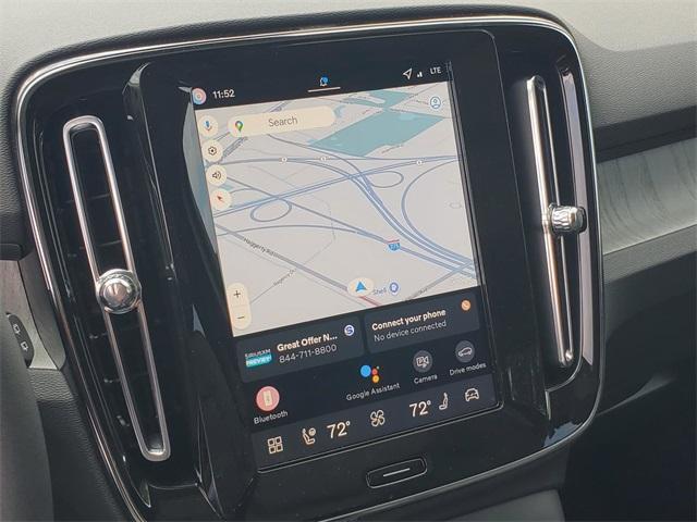Photo of 2026 Metallic Volvo XC40