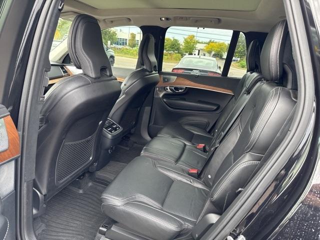Photo of 2019 Onyx Black Metallic Volvo XC90