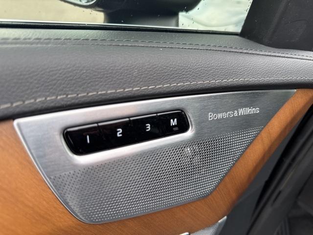 Photo of 2019 Onyx Black Metallic Volvo XC90