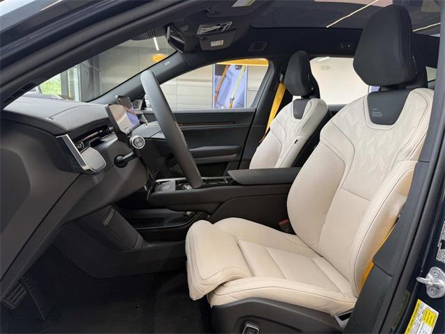 Photo of 2025 Midnight Metallic Polestar 3