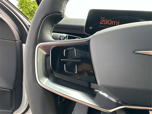 Photo of 2025 Snow Metallic Polestar 3