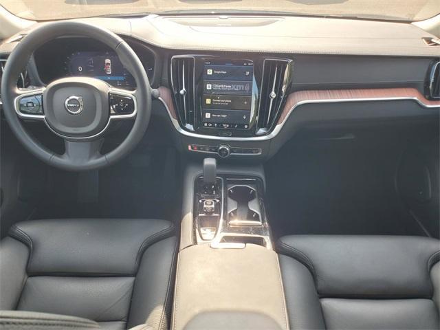 Photo of 2024 Denim Blue Metallic Volvo S60 Recharge Plug-In Hybrid