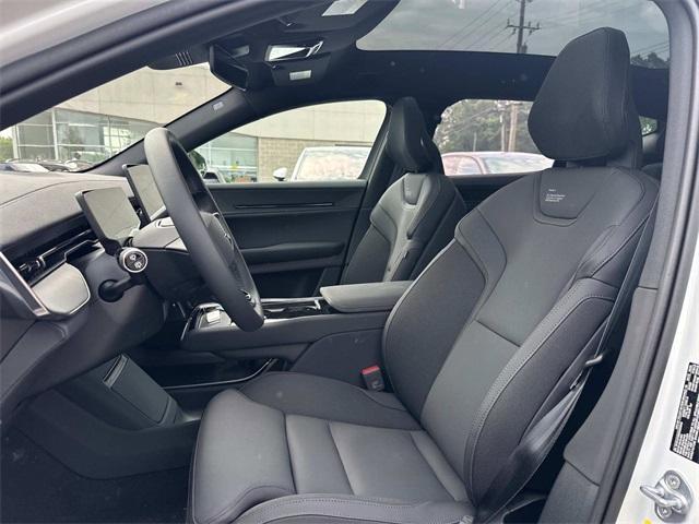 Photo of 2025 Snow Metallic Polestar 3