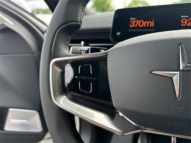 Photo of 2025 Snow Metallic Polestar 3