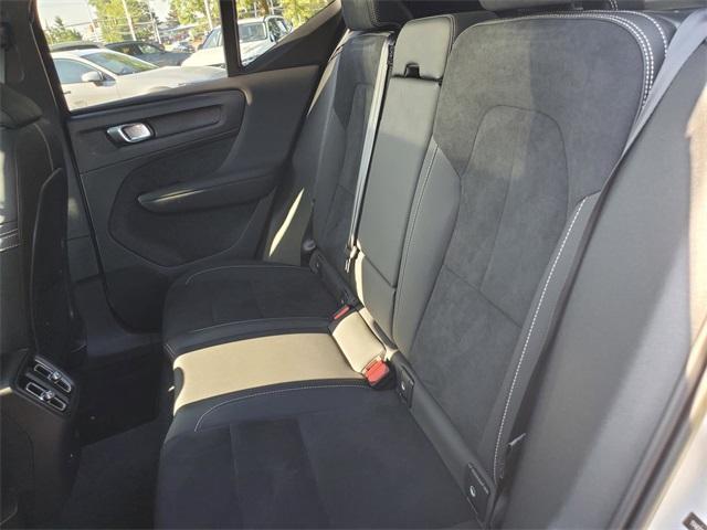 Photo of 2023 Crystal White Metallic Volvo XC40 Recharge Pure Electric