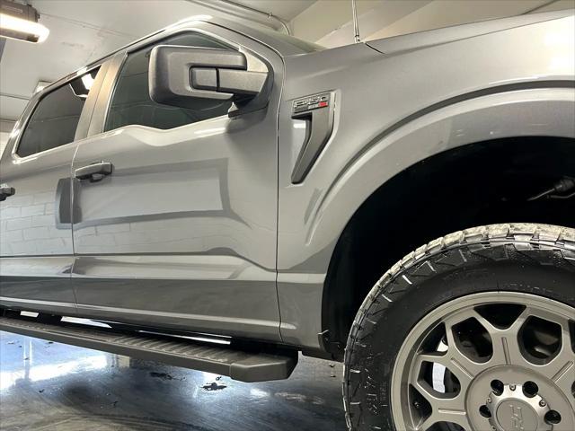 Photo of 2021 Gray Ford F-150