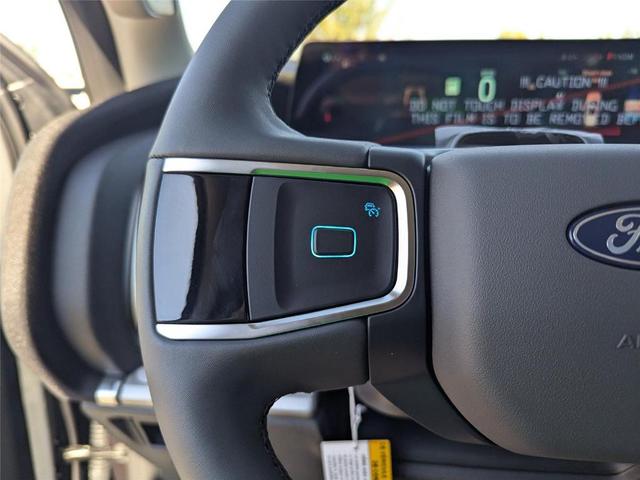 Photo of 2025 Dark Ford Expedition
