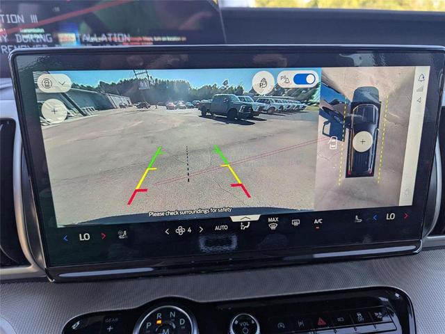 Photo of 2025 Dark Ford Expedition