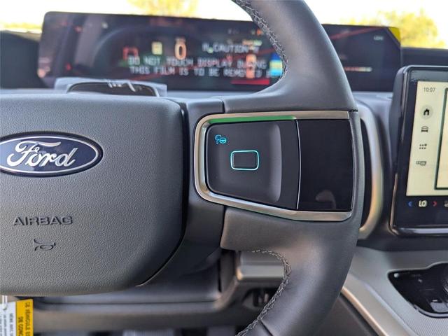 Photo of 2025 Dark Ford Expedition