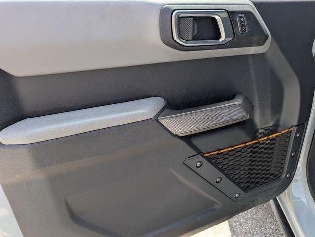 Photo of 2022 Green Ford Bronco
