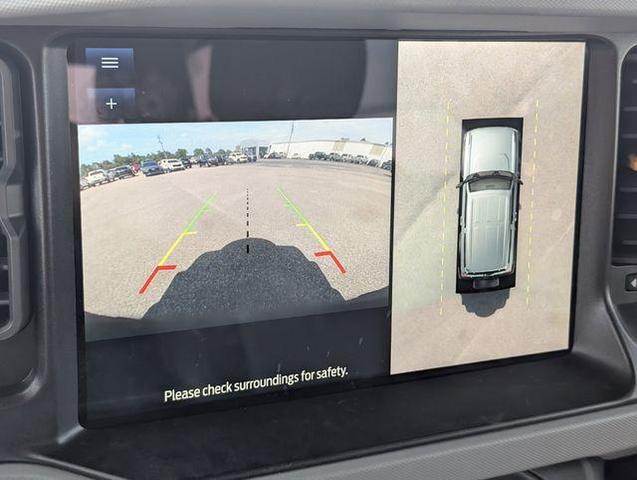 Photo of 2022 Green Ford Bronco