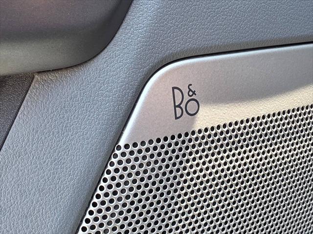 Photo of 2022 White Ford F-150