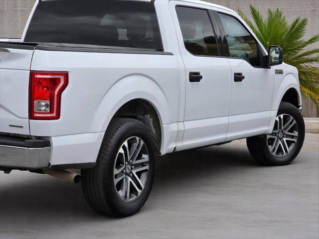 Photo of 2016 Oxford White Ford F-150