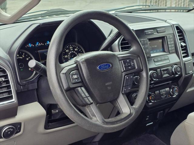 Photo of 2016 Oxford White Ford F-150