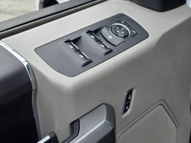Photo of 2016 Oxford White Ford F-150
