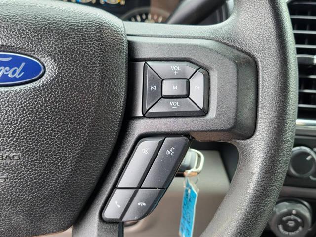 Photo of 2016 Oxford White Ford F-150